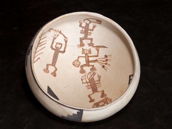 Sikyatki Polychrome Bowl, Ancestral Hopi/northern Arizona, dating to as early as 1425 CE
