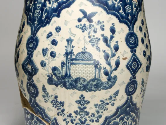 Barrel-shaped Jar