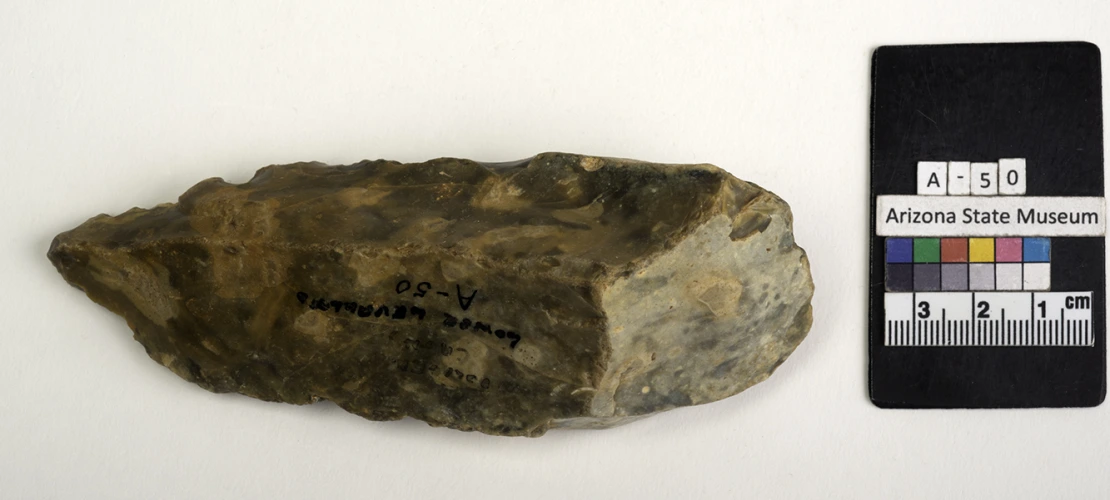 Levallois Side Scraper, Flint
