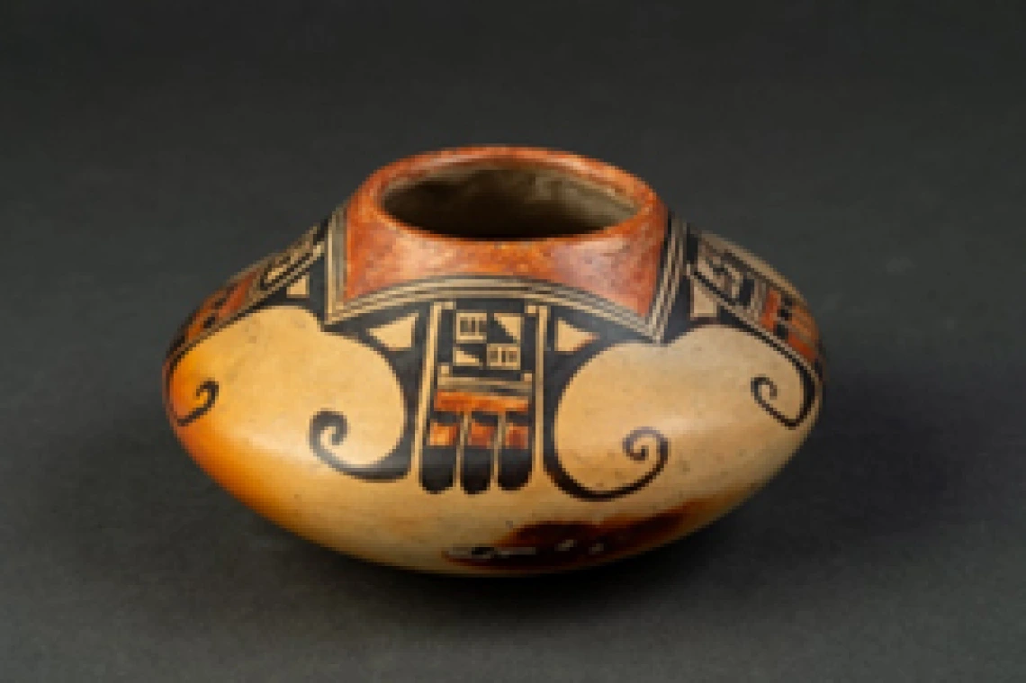 small polychrome jar with eagle-tail design