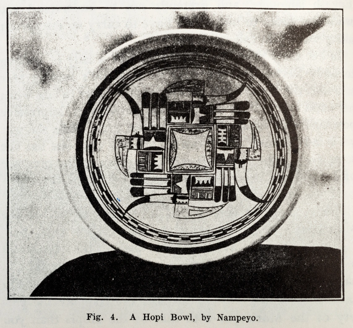 black and white illustration of 22022-507-1 in the 1923 book, " The Pima and His Basket."