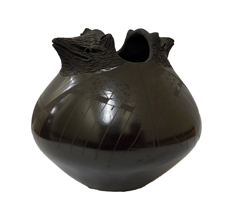 black bat effigy pot