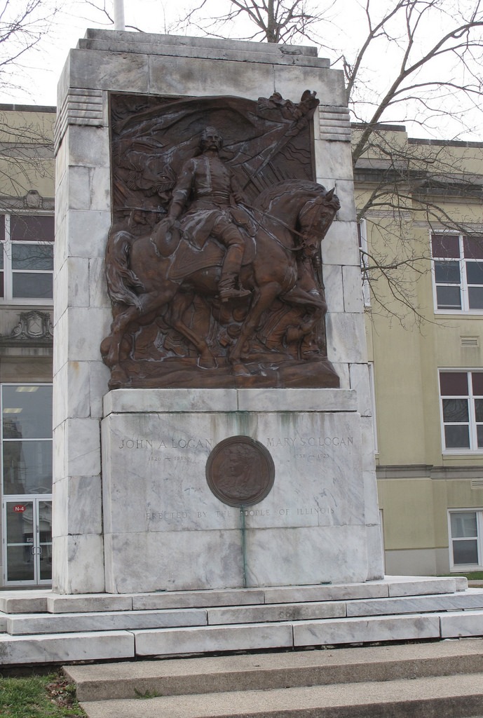Murphysboro's statue honoring John A. and Mary S. C. Logan